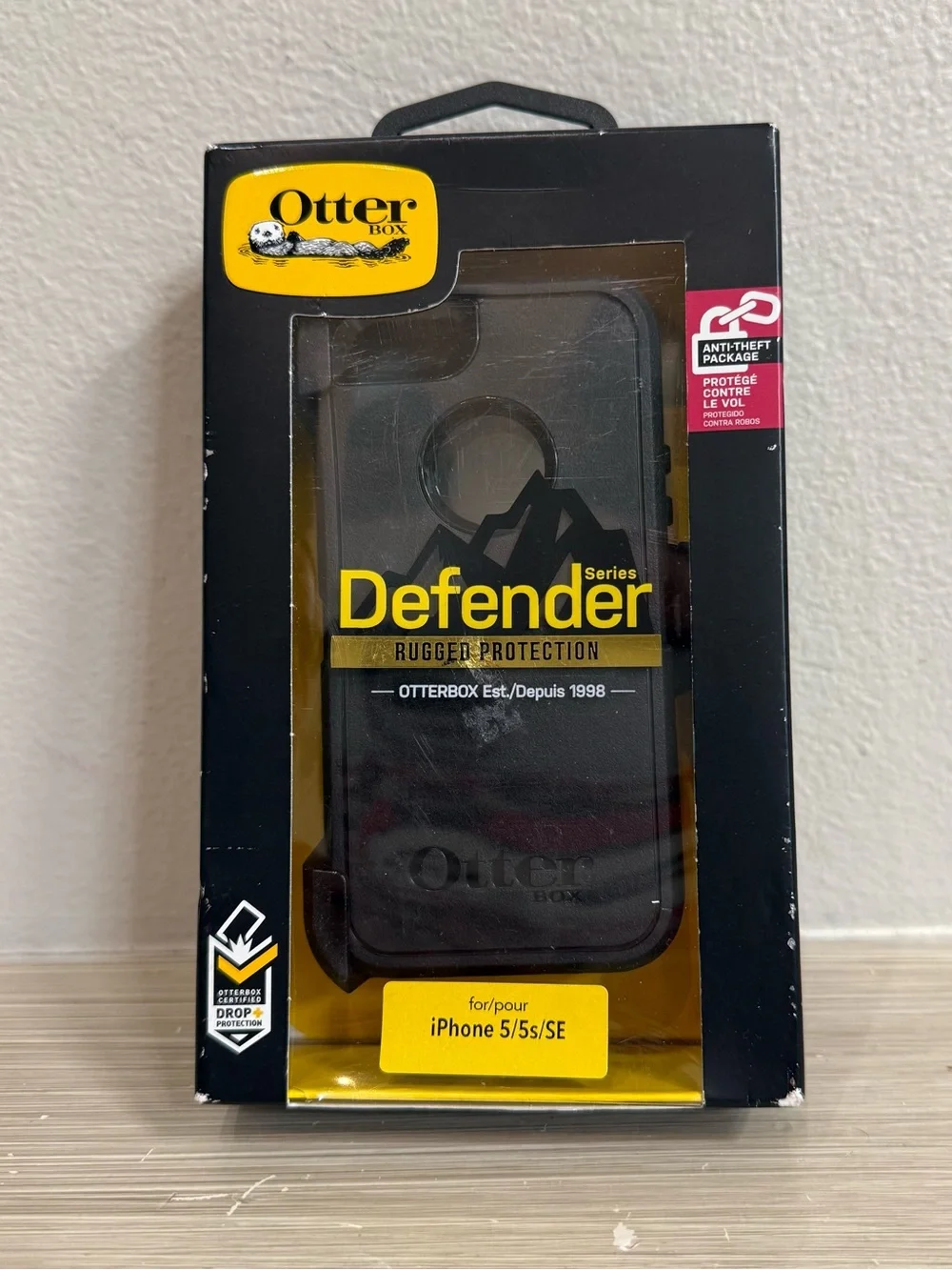 OtterBox Defender Series Rugged Protection Case NWT - Black